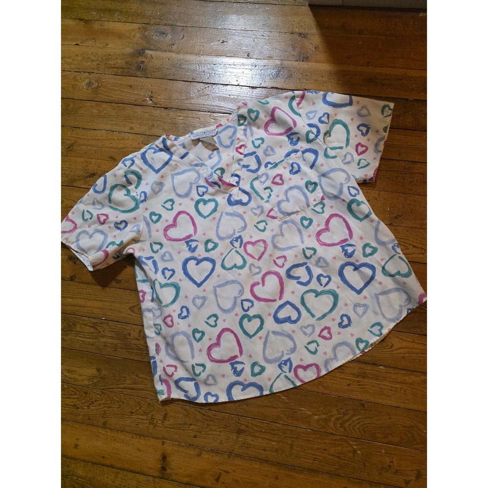 Vintage Nurse Mates Heart Print Scrub Top Womens XL V-Neck Medical Uniform White